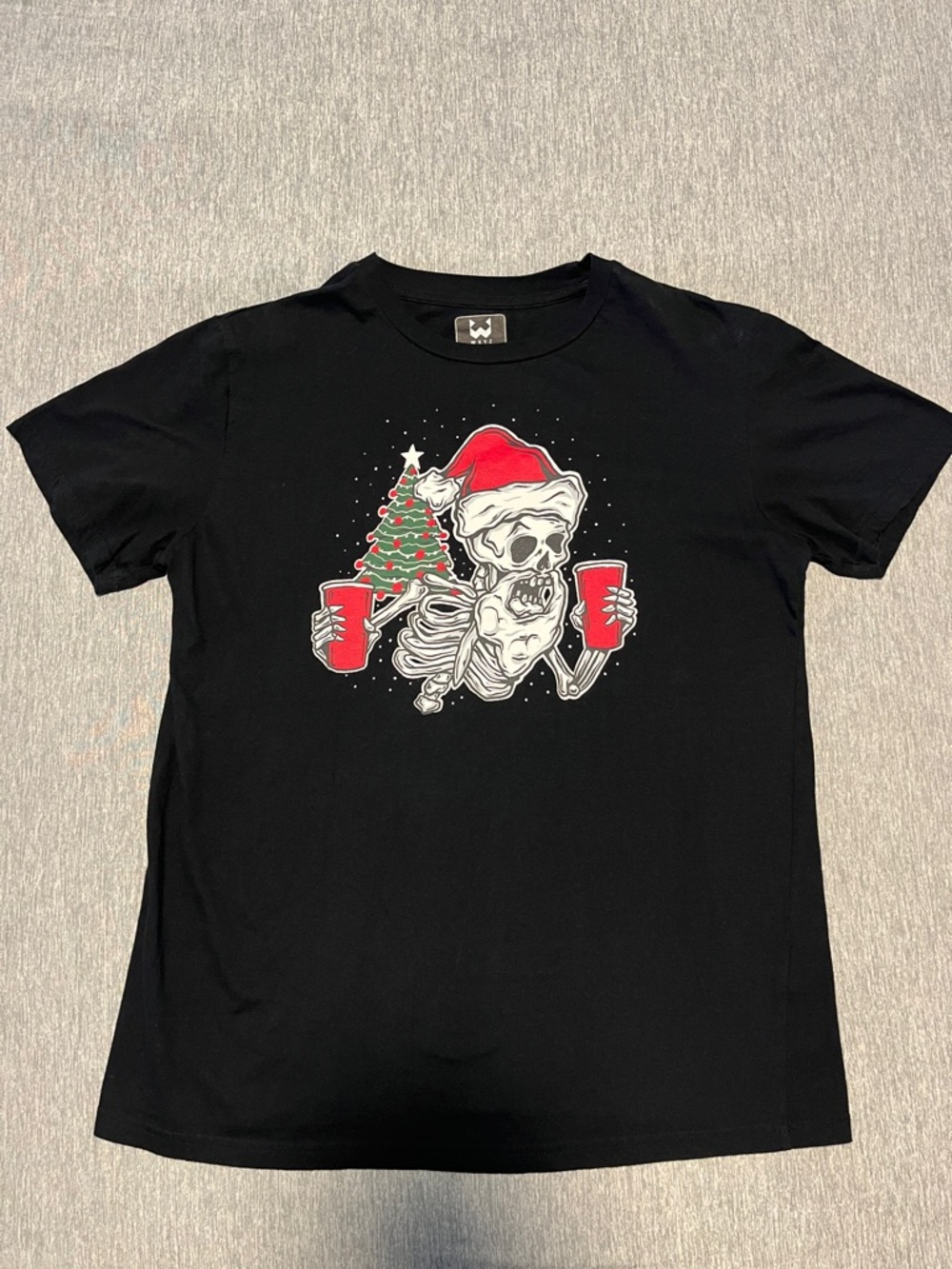Men’s Graphic Holiday Skeleton Tee